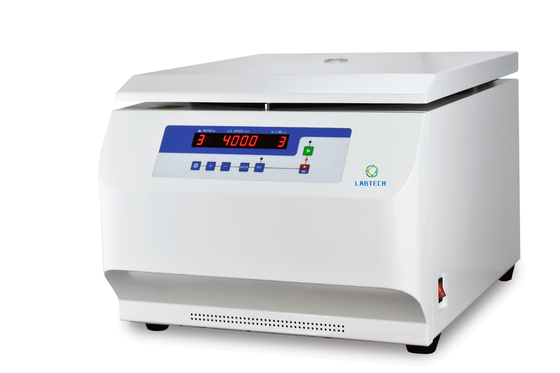 Rotores versáteis Centrífuga de laboratório de baixa velocidade Max 4 * 250ml suportando rotores de ângulo e balanço